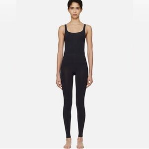 SKIMS SOFT SMOOTHING SEAMLESS CATSUIT - Size M | Eclipse